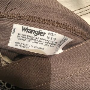 Men’s Wrangler pants